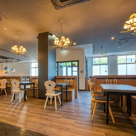 Plaza INN Salzburg Messe Отели рядом с достопримечательностью «Торговый центр Europark»