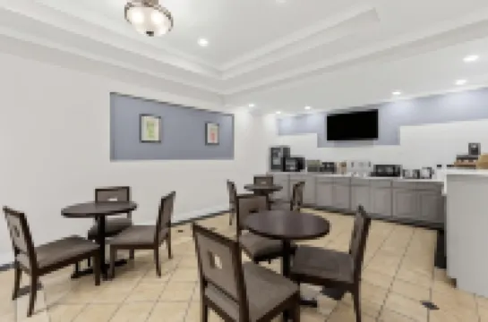 Sonesta Essential Beaumont