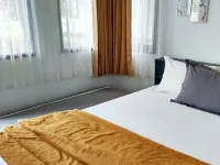 The Alit Hotels in Pacet