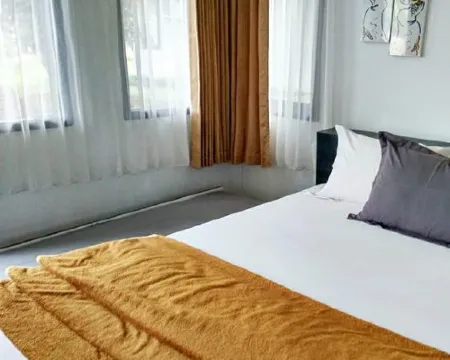 The Alit Hotels in Pacet