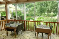 Hôtel Restaurant les Falaises - Pet friendly