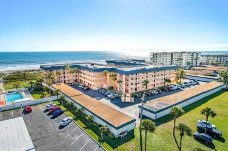 Fully Updated, Ground Floor Luxury Condo, Great Ocean View - Unit 49