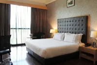 Symphony Suites Hotel