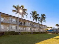 Moonlight Bay Suites Hotels in Broome