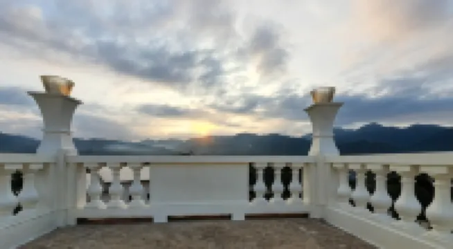 Daddy Dream Hotel and Residence