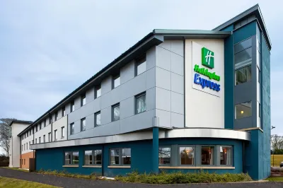 Holiday Inn Express Dunfermline Hotel berhampiran Dunfermline Cafe
