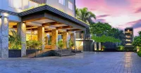 Golden Tulip Agra Hotels near Shiv Mandir