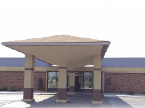 เดย์สอินน์ บายวินด์แฮม อัลเบียน โรงแรมในCalhoun County