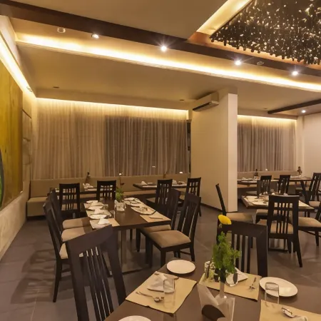 Hotel Chaitali - Pure Veg