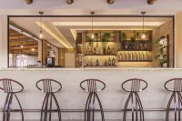 Yakinthos Hotel - Bars
