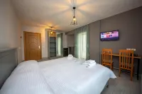Aerial Hotel & Spa - spa