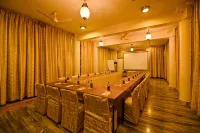 Om Niwas Suite Hotel - Evcil Hayvan Kabul Edilen Alan