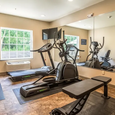 Cobblestone Hotel & Suites - Torrington