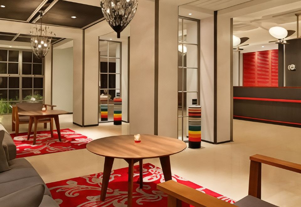 라마다 앙코르 발리 스미냑의 수영장 전경