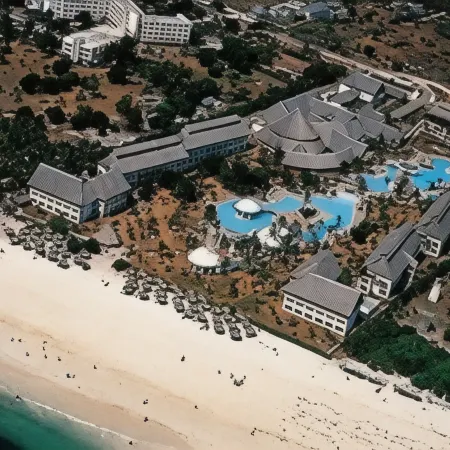 Southern Palms Beach Resort