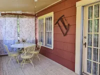 Storybook Cottage House Morehead KY 3 BR1.5 bath Downtown Hospital MSU Hotels in Morehead
