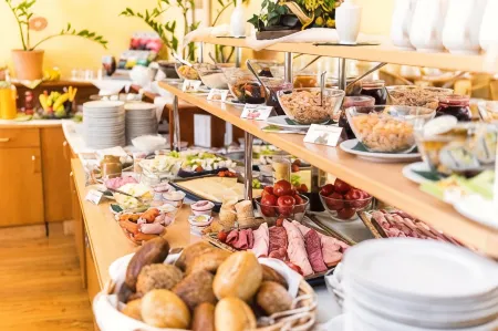 Hotel am Schloß Отели в г. Кривиц