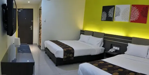 GM Holiday Hotel