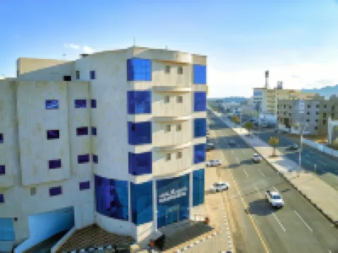 Alufq Hotel Suites ハーイルのホテル