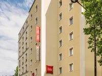 Ibis Paris Canal Saint-Martin Hoteles cerca de Estación de metro Buttes Chaumont