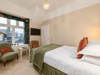 Applegarth Villa Hotel & Restaurant (Adult Only) Hotele w: Windermere