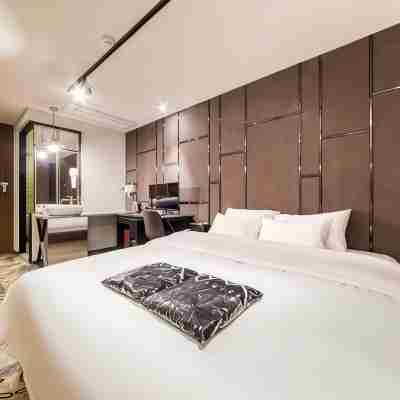 안양 프리미어호텔 XYM Rooms