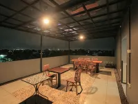 Inn Home Solo Baru Hotels in Grogol