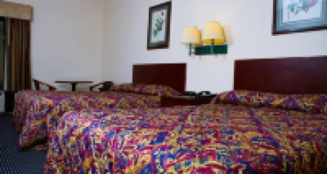 Country Hearth Inn-Union City