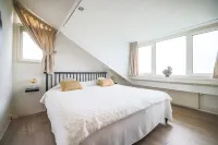 Vacation home 500 meters from the sea Hotels in Schoorl