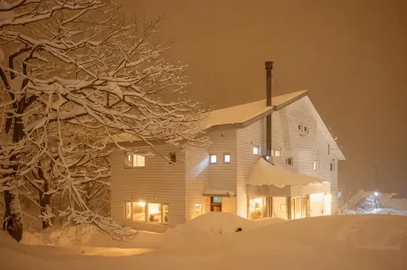 Raicho Lodge Madarao Отели в г. Иияма