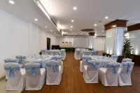 Mastiff Grand Manali Resort - Business