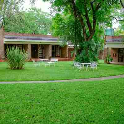 Matilinda Lodge Hotel Exterior