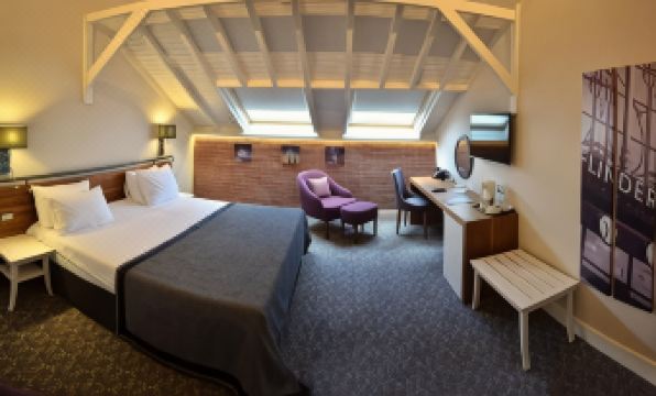 Montania Special Class Hotel