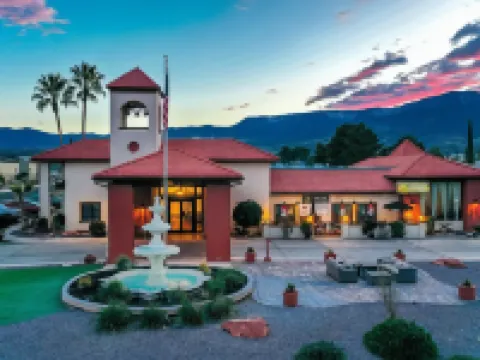 Lux Verde Hotel Hotels in Cottonwood