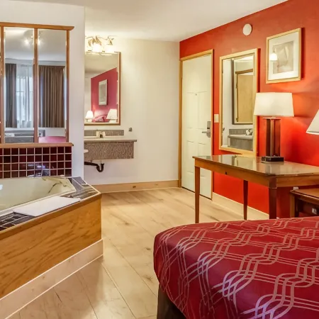 Econo Lodge Inn & Suites Madras