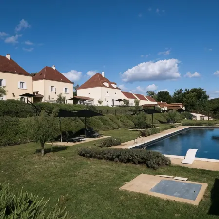 Château les Merles et Ses Villas