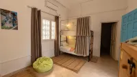 CoZi Coliving Djerba - parkir