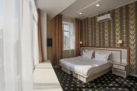 Ochagof Hotel