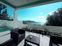 Hillside Escape- Private Pool & Breathtaking Sunset over the Town - piscina