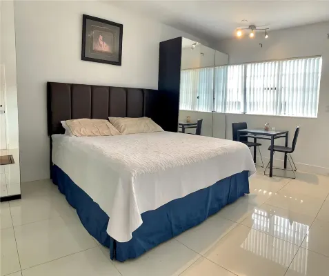Nice studio with AC in Hallandale Beach - Wifi