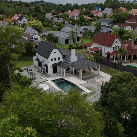 Lot 837 - NEW A'famosa Karaoke Huge Land Private Pool Hotels in Pegoh
