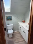 Cozy 1-bedroom apartment in charming Burton 9 minutes from ROUND TOP! - Alojamientos