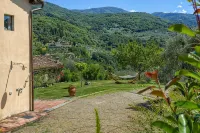 Villa with private swimming pool on the Florentine hills 25 Km from Florence - Pools