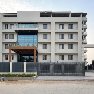 Amguri Bhawan Hotels near معبد كاماخيا