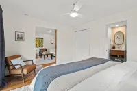 Oakhaven: Mountain Escape with Wood Burning Hot Tub! - Country Houses