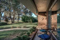 Tranquil Oaks Near Lake & Raceway w/Tesla Charger & Family Games Included!