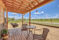 Hollmig Sunset View 1 Bedroom Cabin by RedAwning