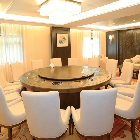 Panda Hometown Hotel