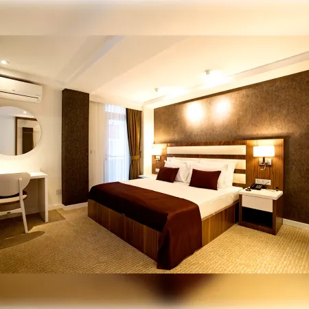 END GLORY HOTEL