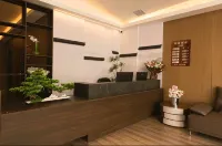 Huan Jinlan Hotel (Huan Bus Station)